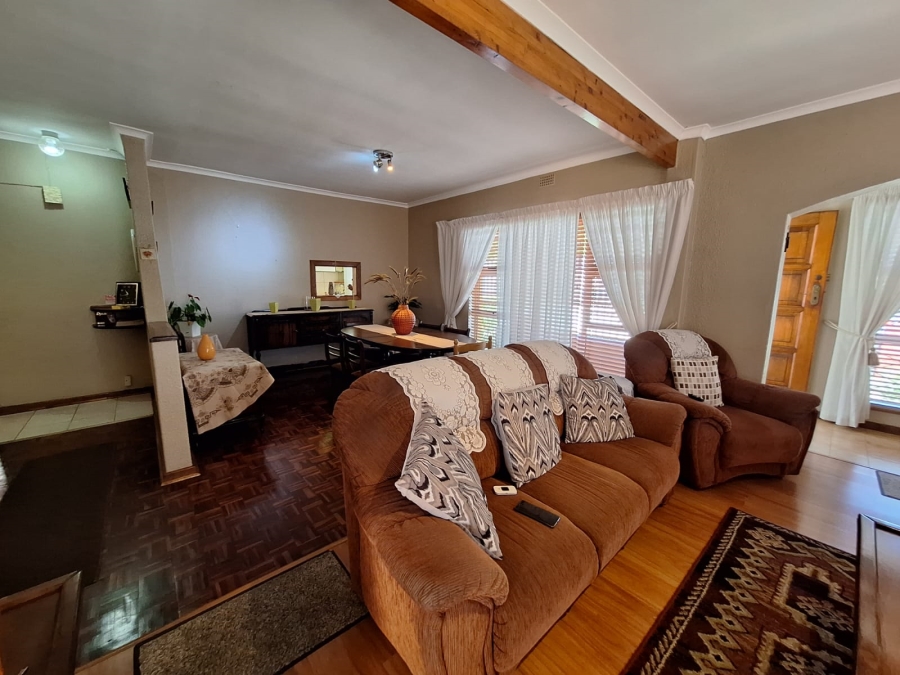 To Let 3 Bedroom Property for Rent in Fairways Western Cape
